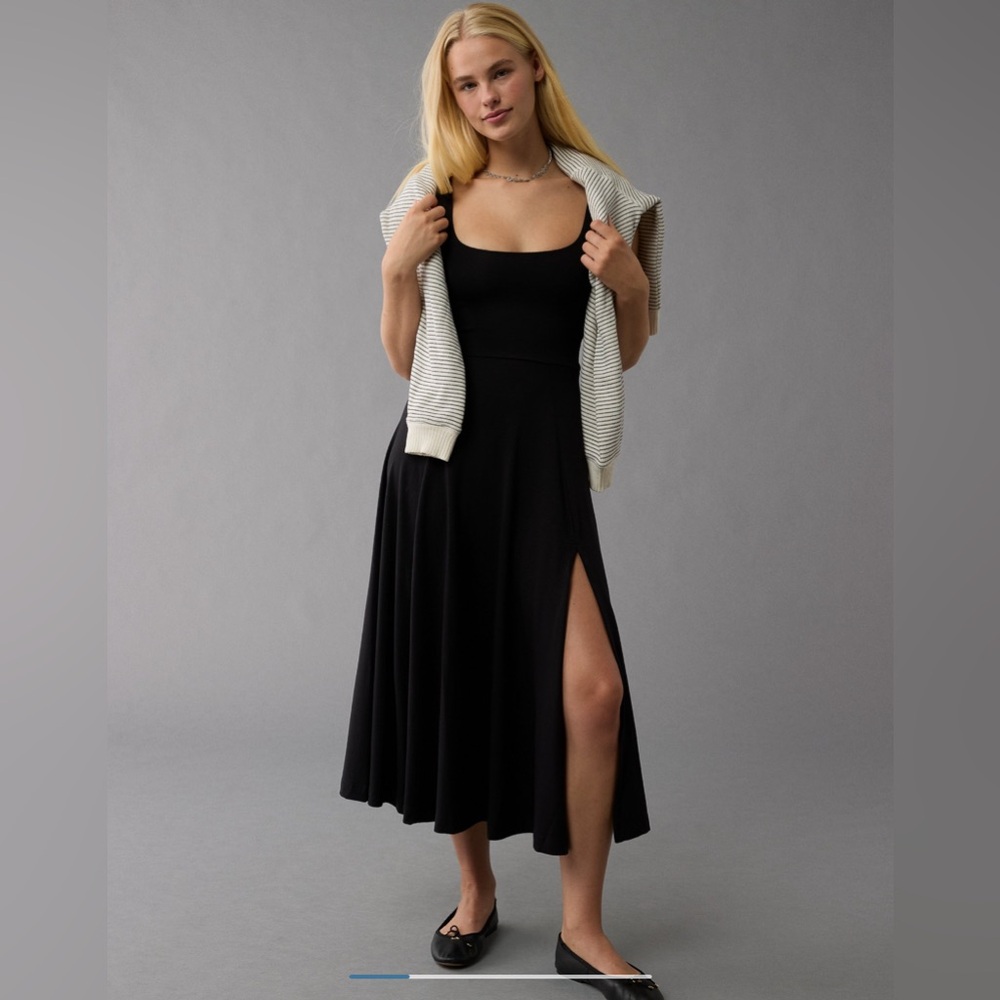 AE scoop neck midi dress